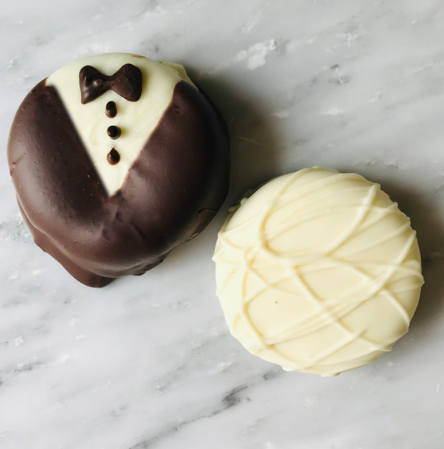Bride & Groom Oreo
